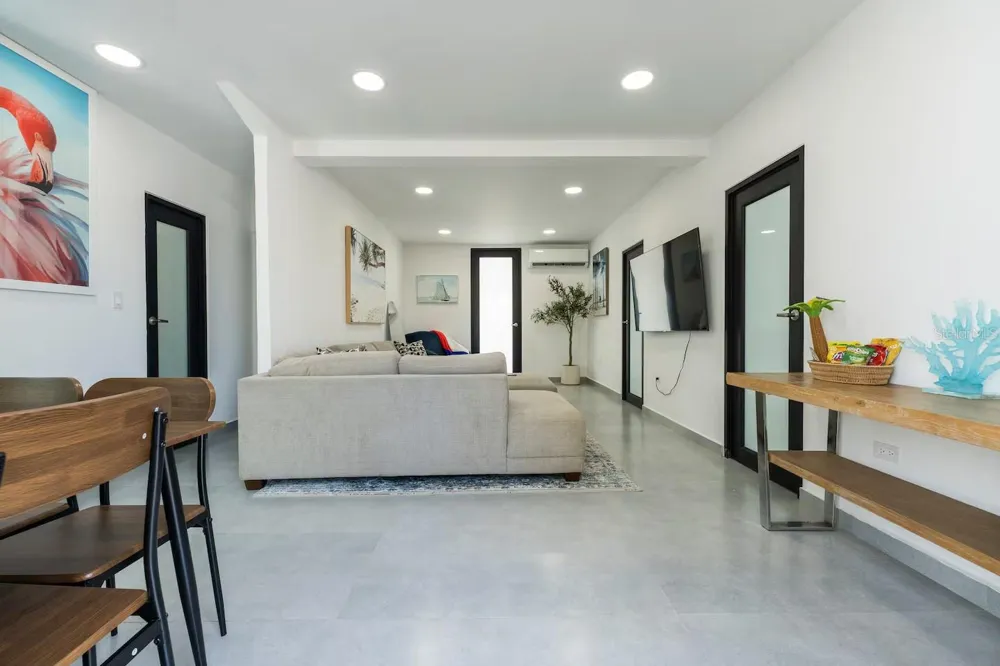 149 CALLE DELBREY San Juan, PR 00911