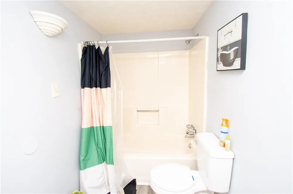 6847 S Lakewood Terrace Douglasville, GA 30135