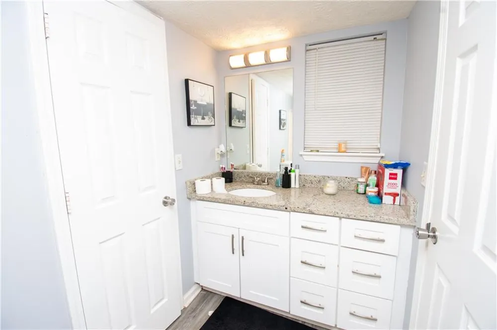 6847 S Lakewood Terrace Douglasville, GA 30135