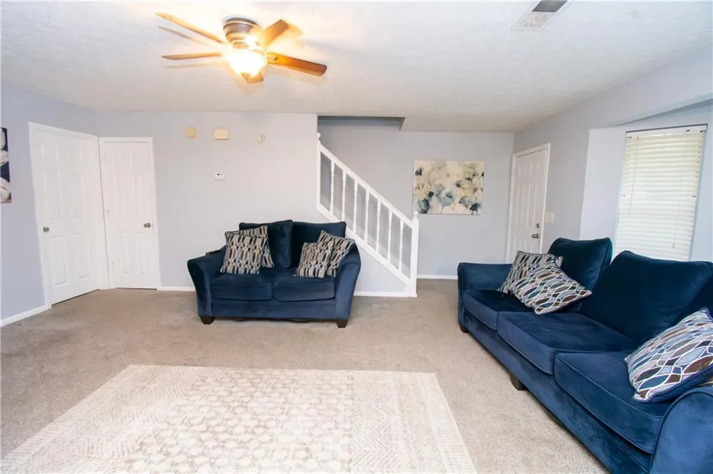6847 S Lakewood Terrace Douglasville, GA 30135