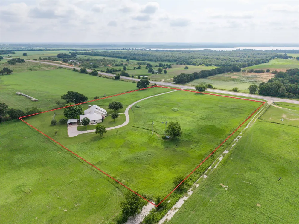 8430 Highway 16 De Leon, TX 76444