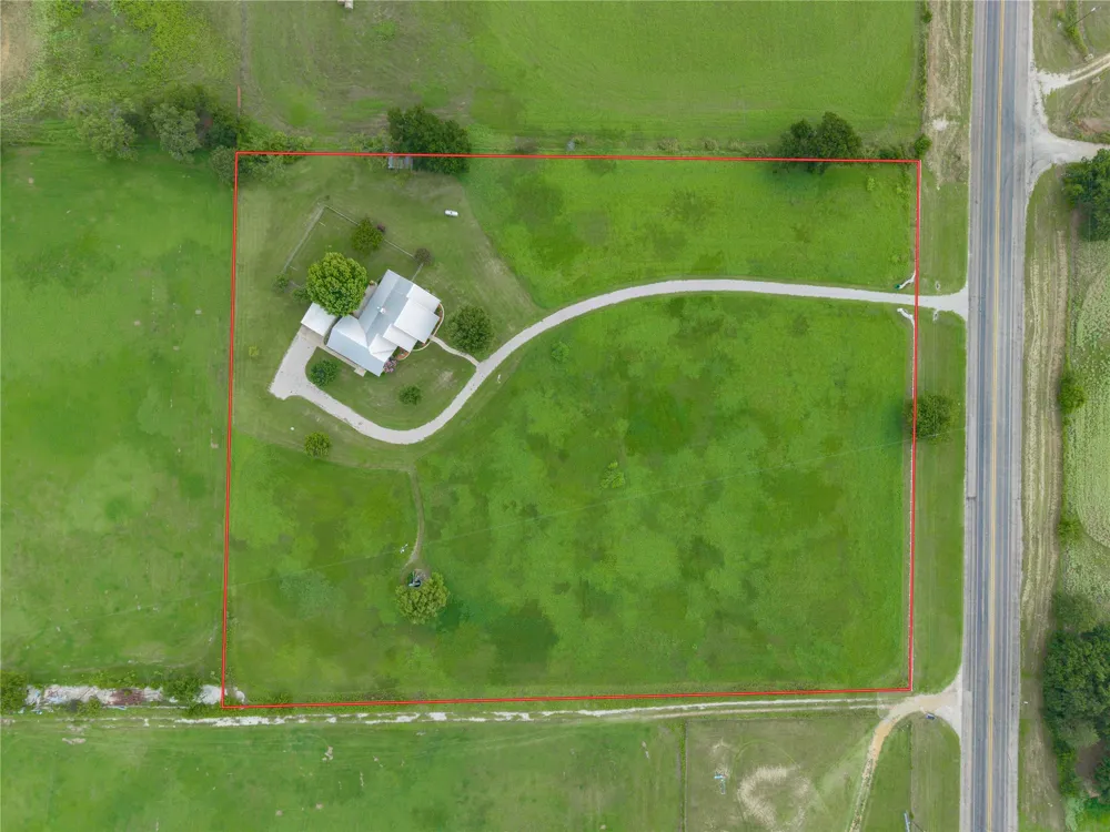8430 Highway 16 De Leon, TX 76444