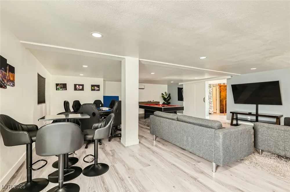 2520 Castlesands Way Las Vegas, NV 89121