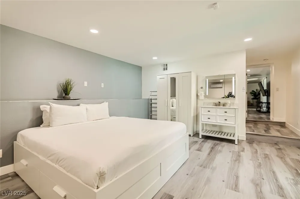2520 Castlesands Way Las Vegas, NV 89121