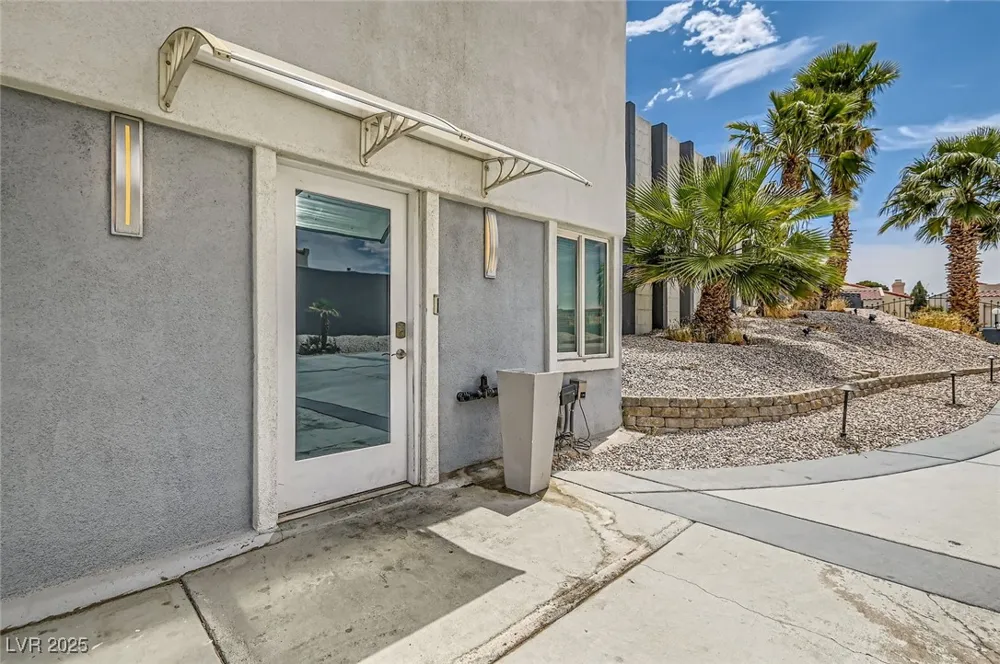 2520 Castlesands Way Las Vegas, NV 89121