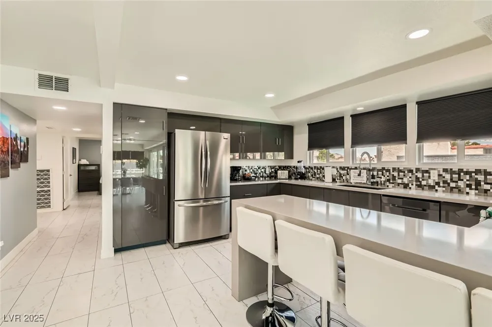 2520 Castlesands Way Las Vegas, NV 89121
