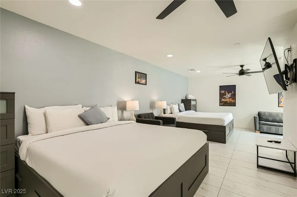 2520 Castlesands Way Las Vegas, NV 89121