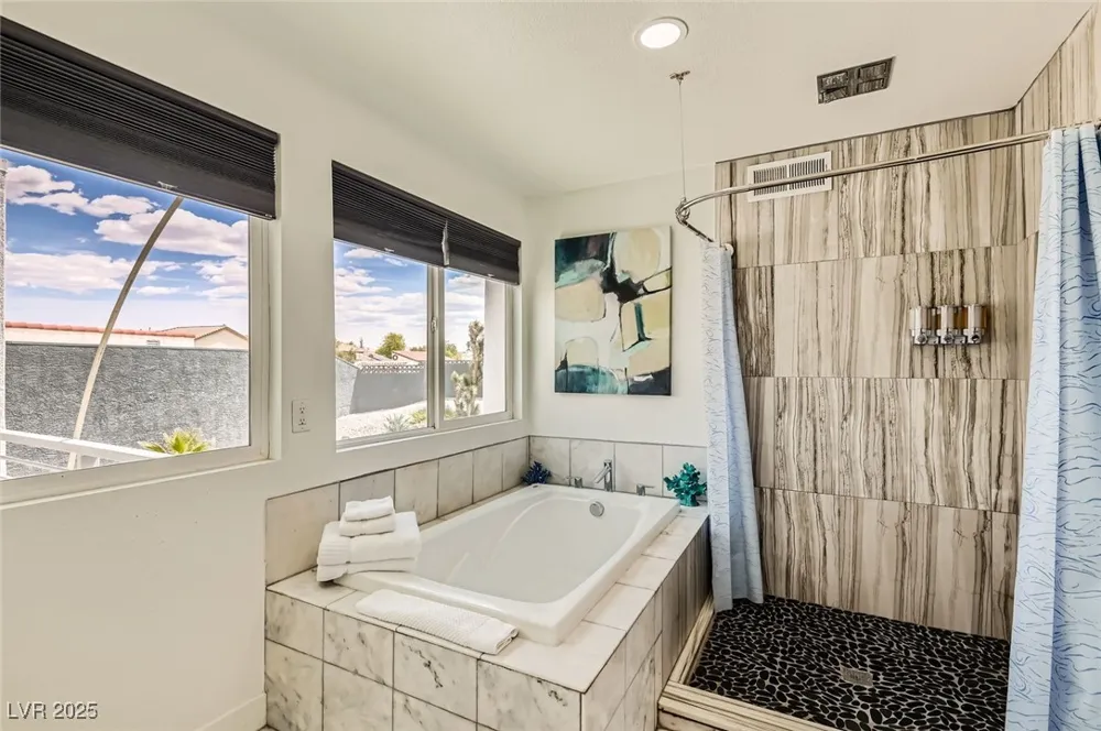 2520 Castlesands Way Las Vegas, NV 89121