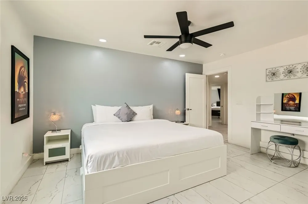 2520 Castlesands Way Las Vegas, NV 89121