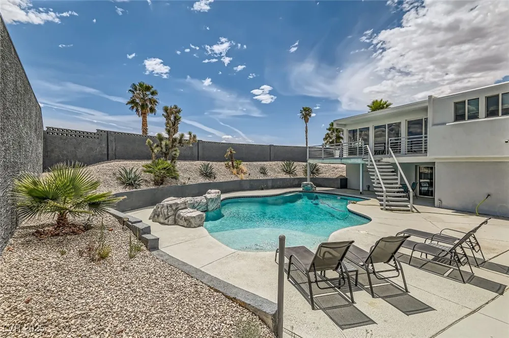 2520 Castlesands Way Las Vegas, NV 89121