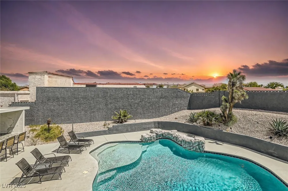 2520 Castlesands Way Las Vegas, NV 89121