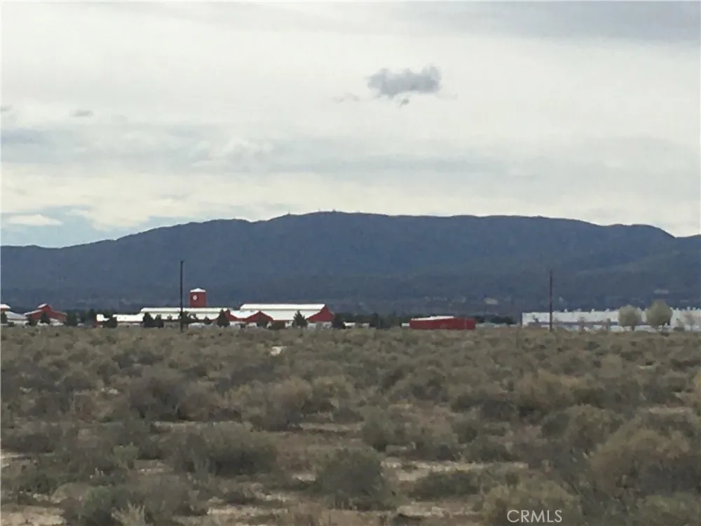 32 Vac/Antelope Frwy/Vic Avenue F Lancaster, CA 93536