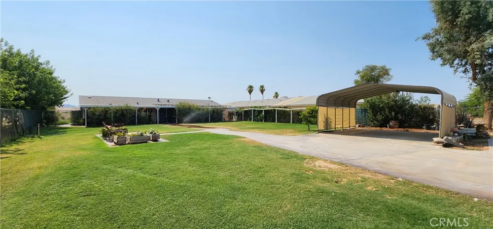 690 Riviera Drive Blythe, CA 92225
