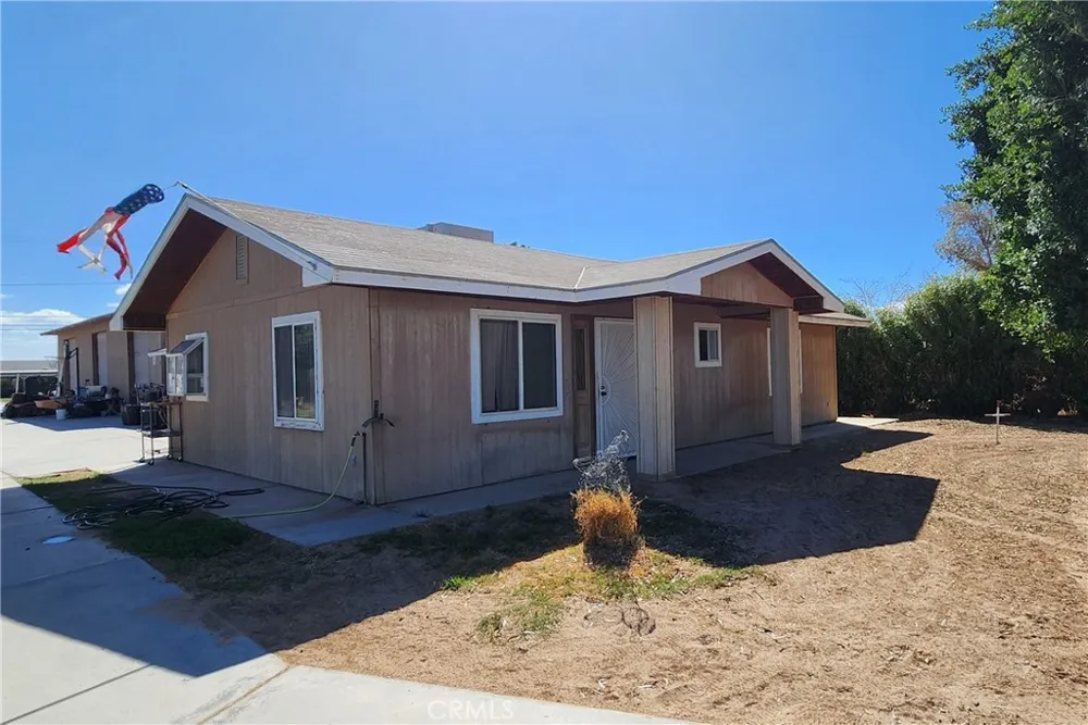 690 Riviera Drive Blythe, CA 92225
