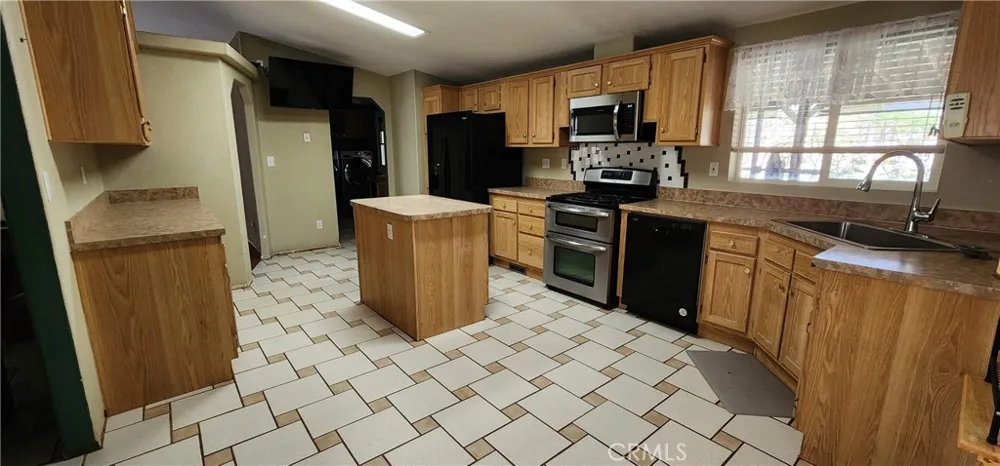 690 Riviera Drive Blythe, CA 92225