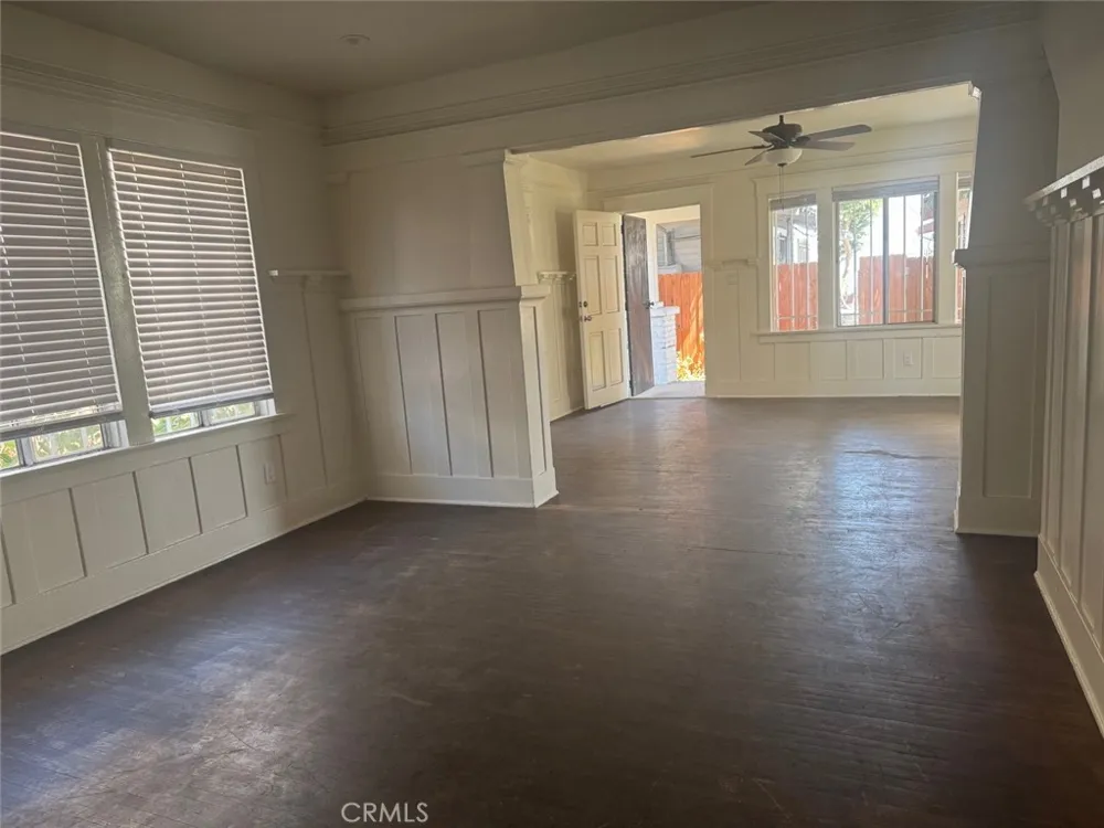 788 E 40th Place Los Angeles, CA 90011