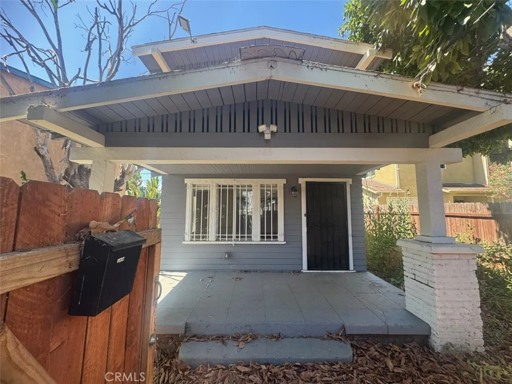 788 E 40th Place Los Angeles, CA 90011