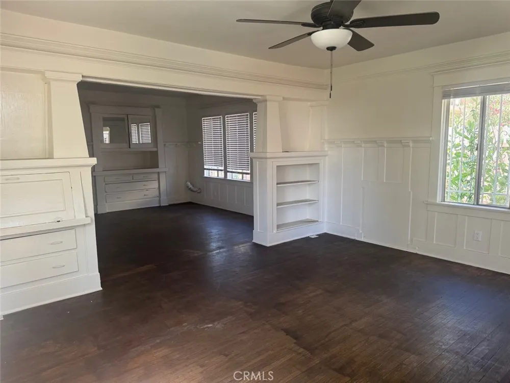 788 E 40th Place Los Angeles, CA 90011