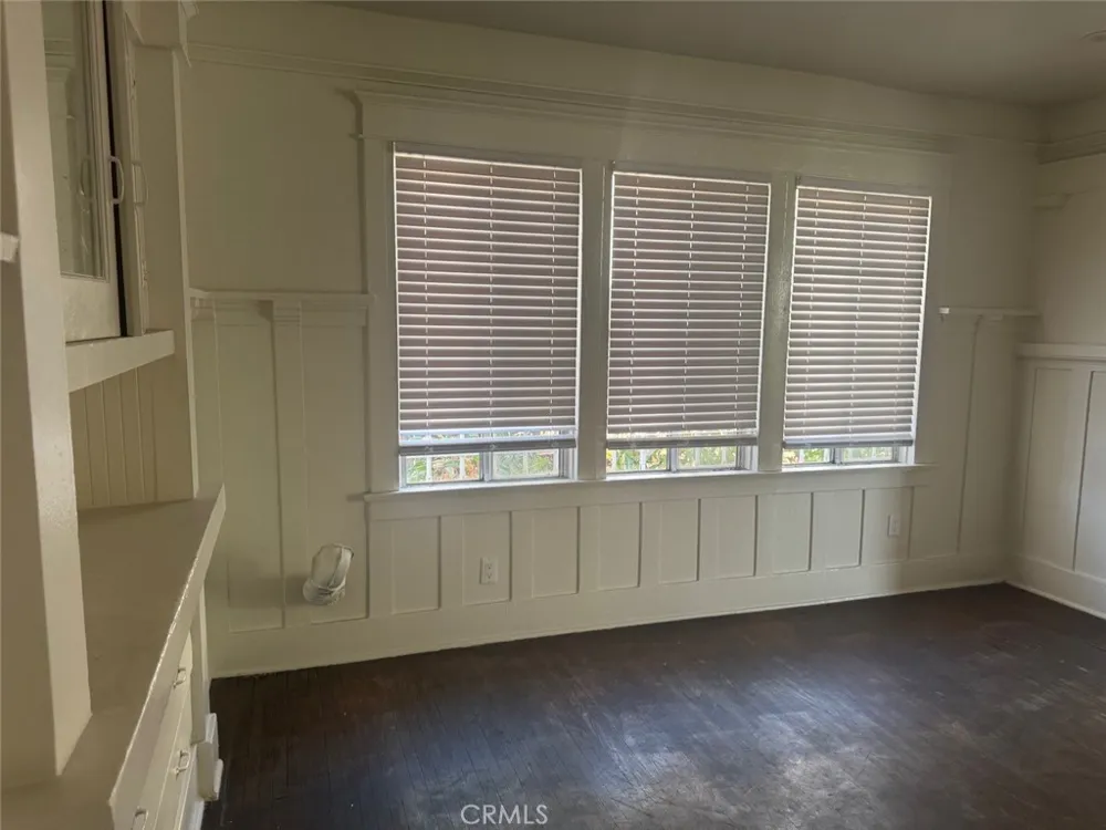 788 E 40th Place Los Angeles, CA 90011