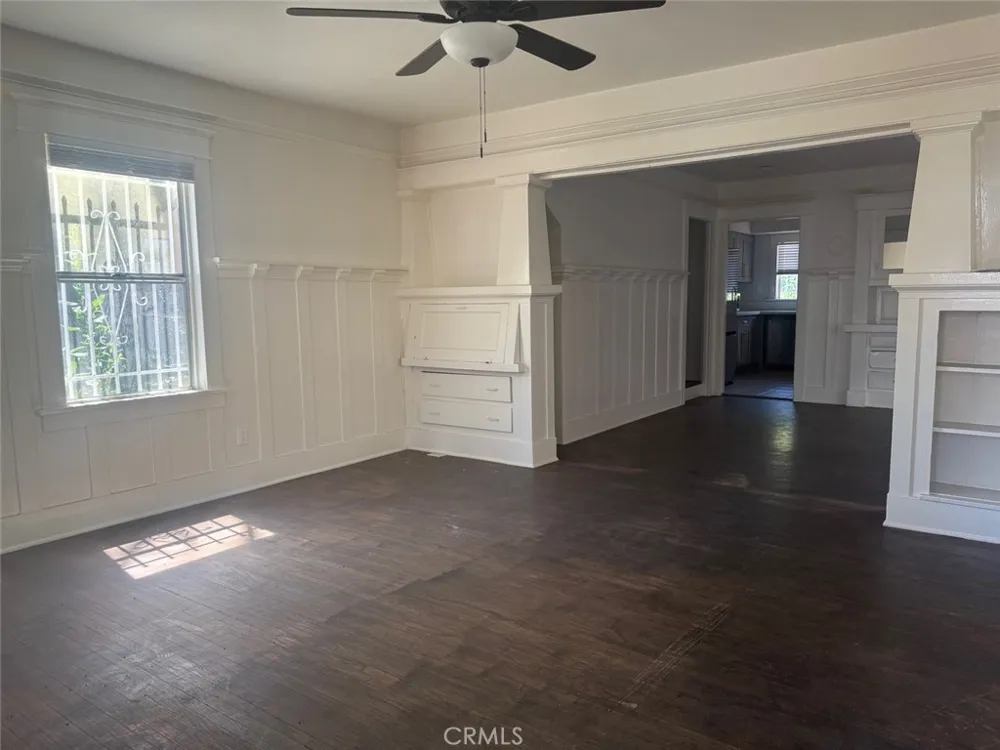 788 E 40th Place Los Angeles, CA 90011