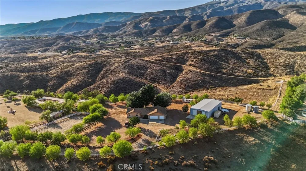 11709 Mint Canyon Road Agua Dulce, CA 91390
