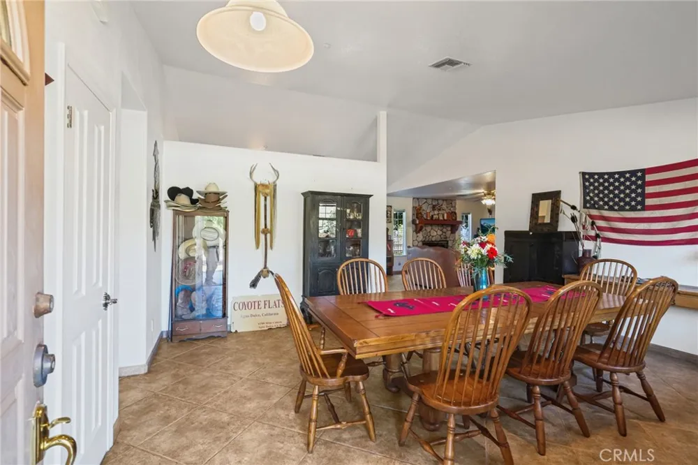 11709 Mint Canyon Road Agua Dulce, CA 91390