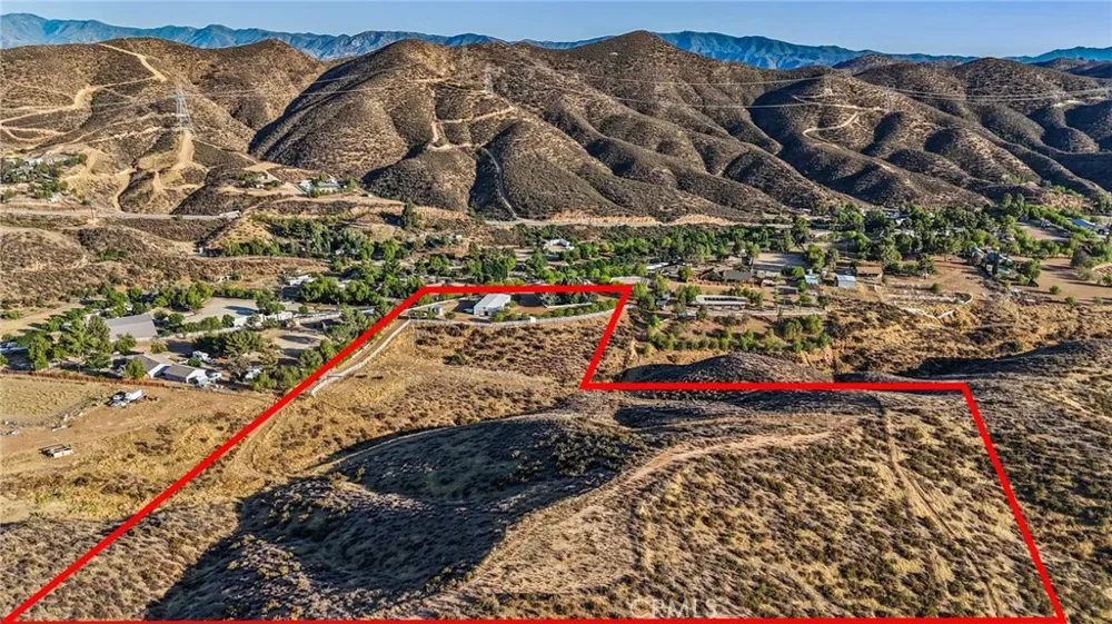 11709 Mint Canyon Road Agua Dulce, CA 91390