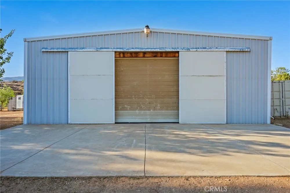 11709 Mint Canyon Road Agua Dulce, CA 91390