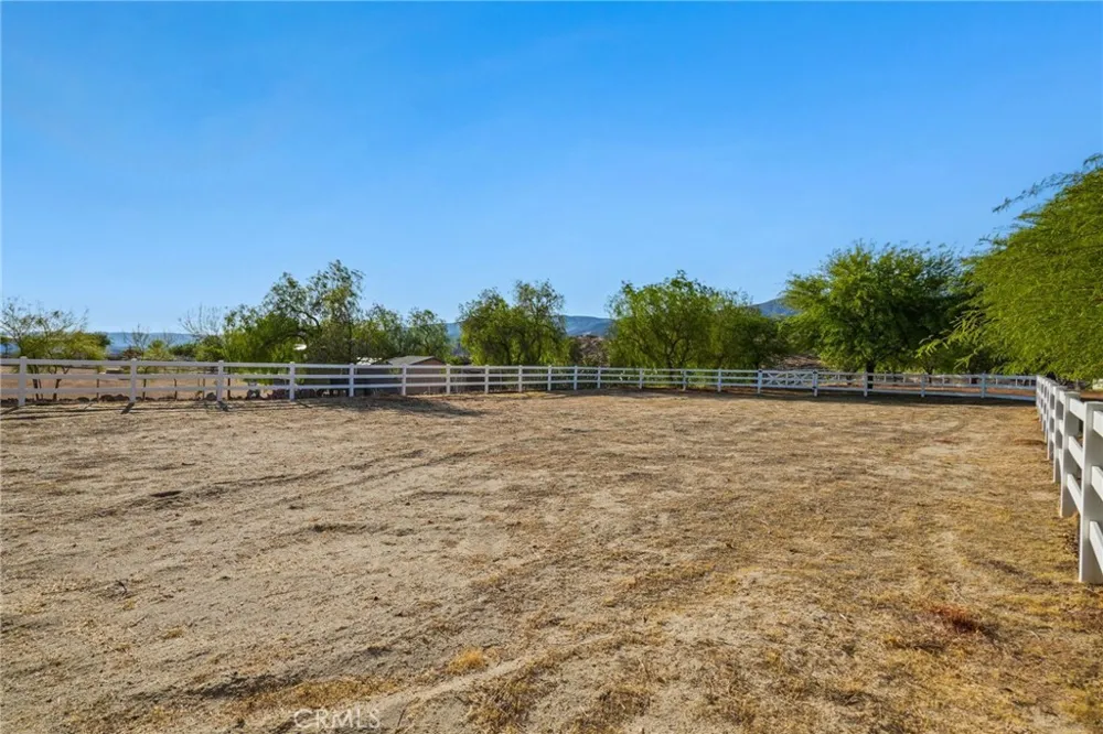 11709 Mint Canyon Road Agua Dulce, CA 91390