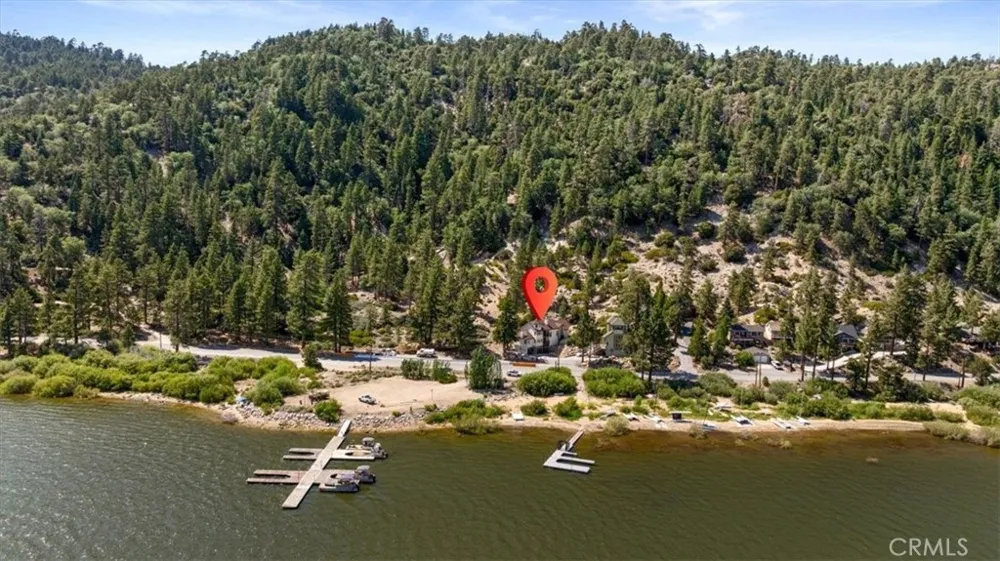 38512 North Shore Drive Fawnskin, CA 92333