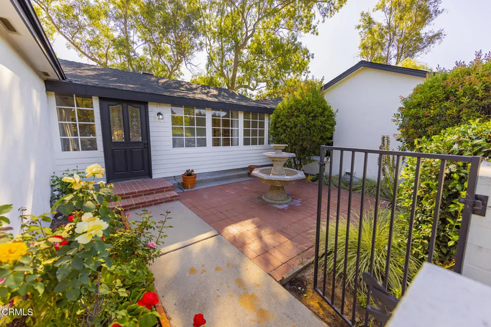 212 Foothill Road Ojai, CA 93023