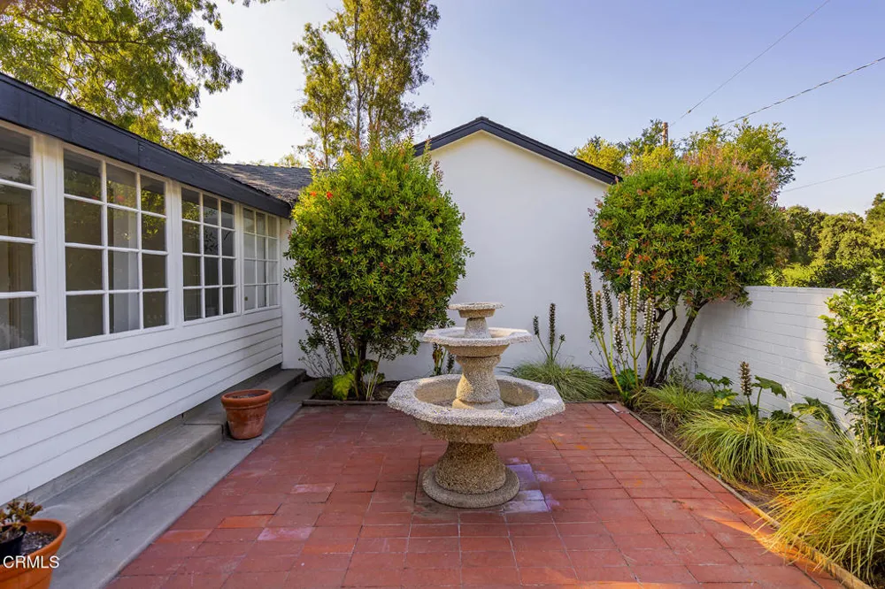 212 Foothill Road Ojai, CA 93023