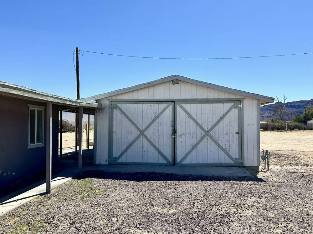 46123 Fairview Road Newberry Springs, CA 92365