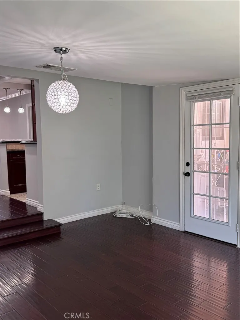 8739 Tyrone Ave Panorama City, CA 91402