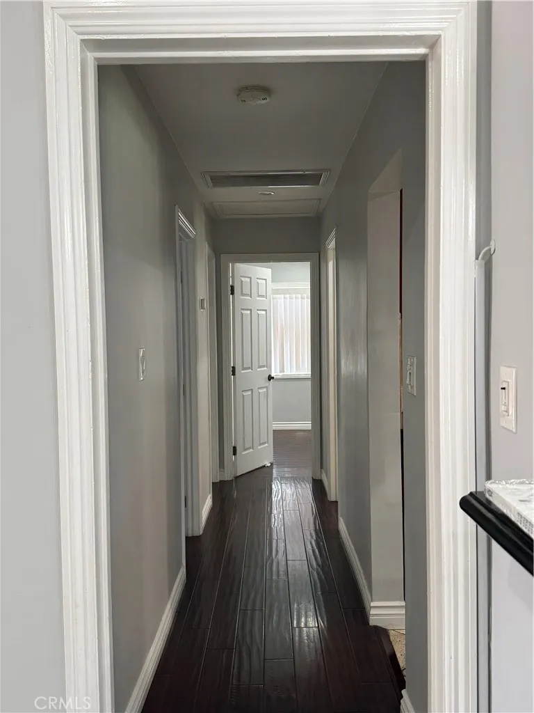 8739 Tyrone Ave Panorama City, CA 91402