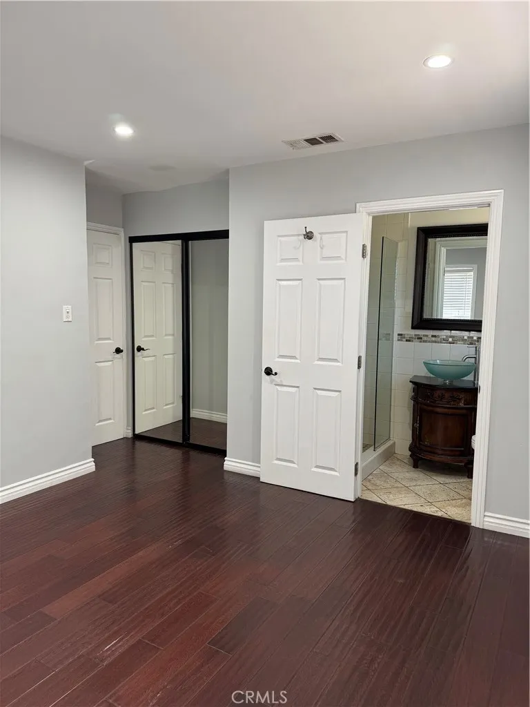 8739 Tyrone Ave Panorama City, CA 91402