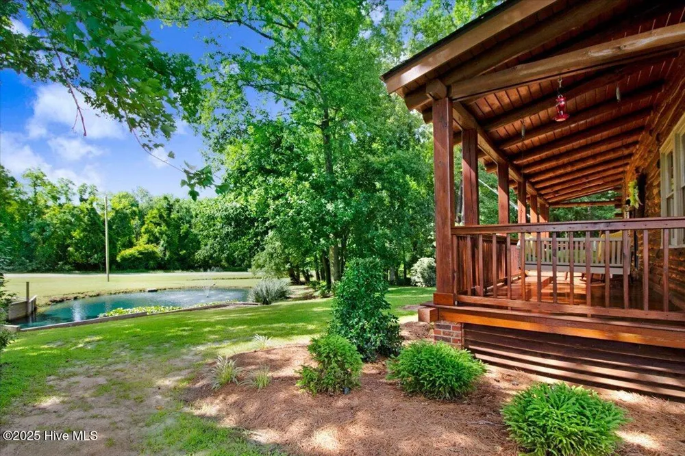 2326 Us-117 Faison, NC 28341