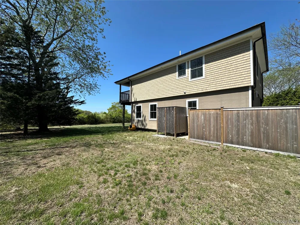 1854 Bayview Road Southold, NY 11971
