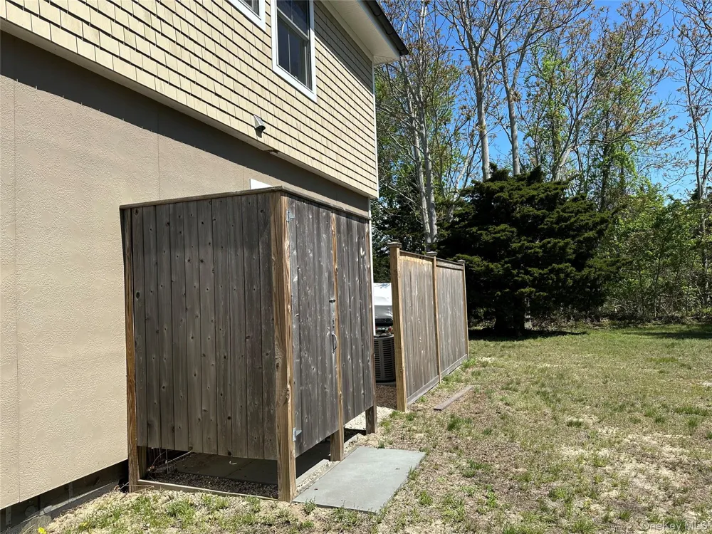 1854 Bayview Road Southold, NY 11971