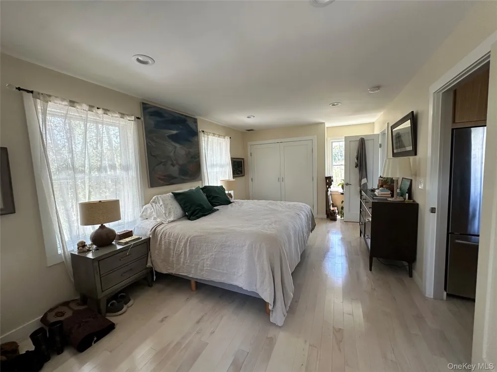 1854 Bayview Road Southold, NY 11971