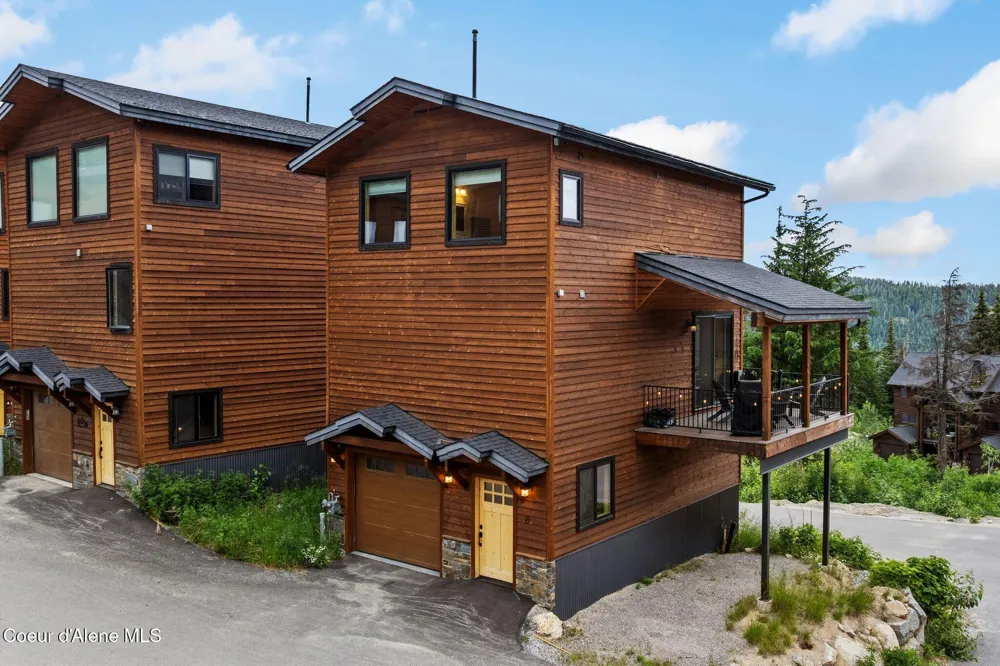 21 Harrison Lane Sandpoint, ID 83864