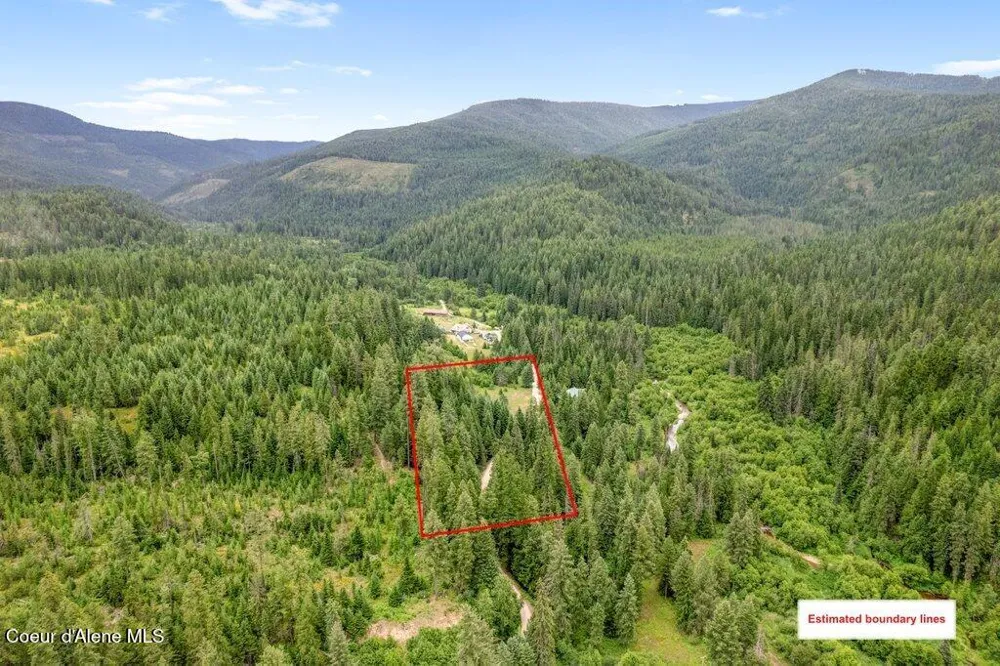 8xx Eastriver Spur Priest River, ID 83856