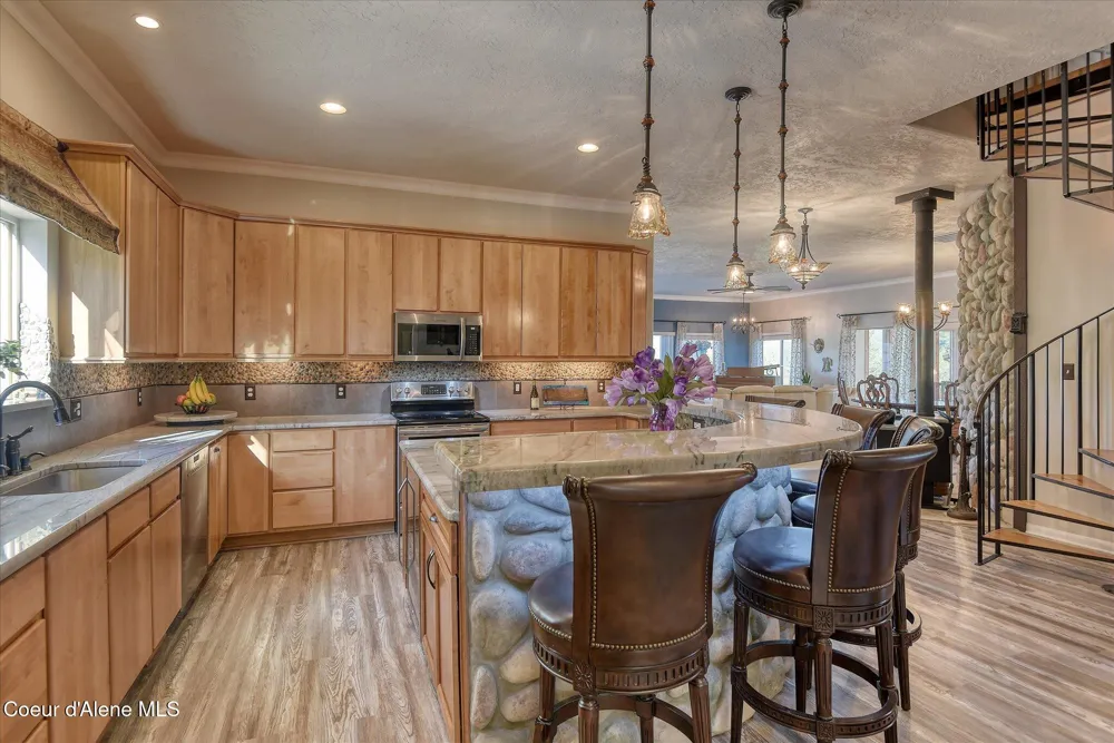 177 Rocky Ridge Road Cocolalla, ID 83813