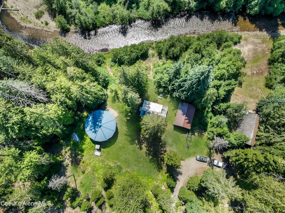 316 Granite Creek Rd Nordman, ID 83848