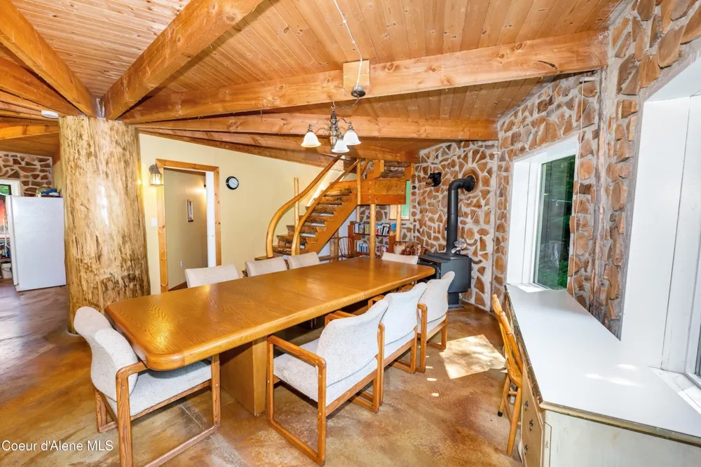 316 Granite Creek Rd Nordman, ID 83848
