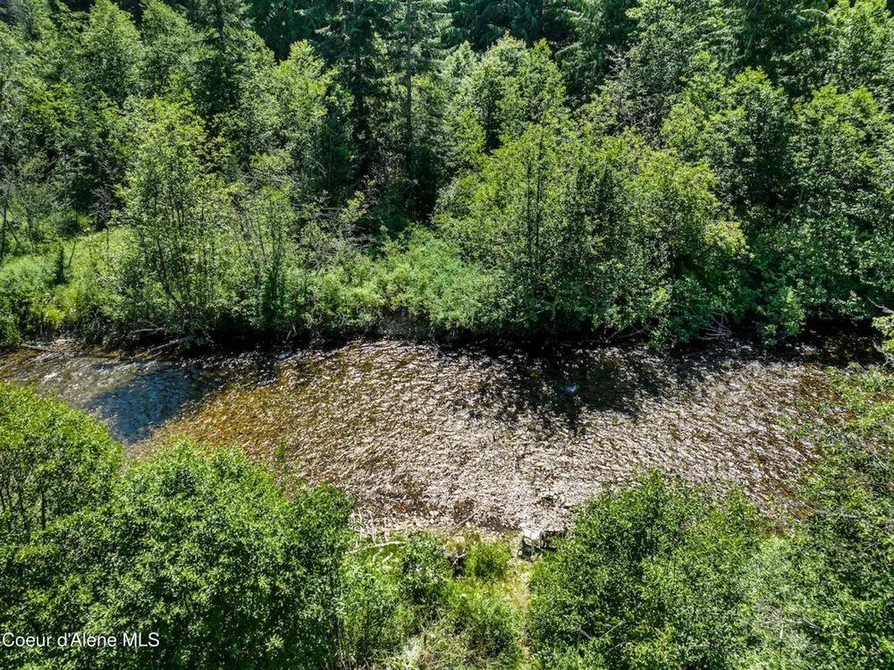 316 Granite Creek Rd Nordman, ID 83848