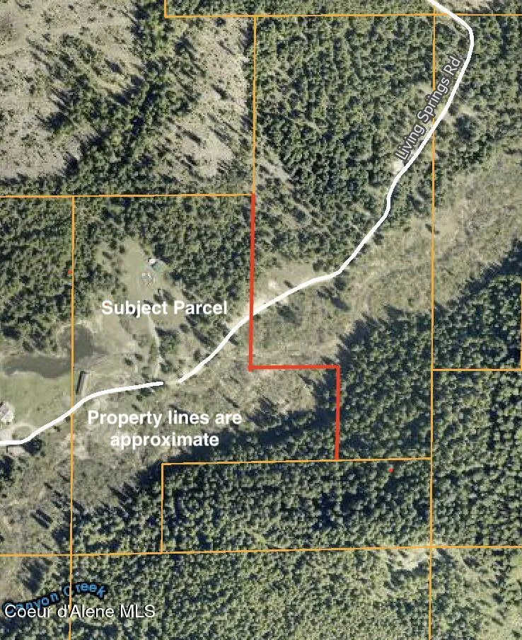 89xx Eastriver Spur Priest River, ID 83856