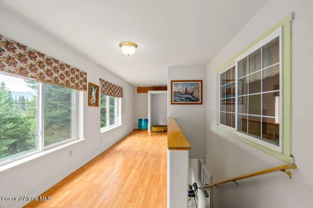 842 Eastriver Spur Priest River, ID 83856