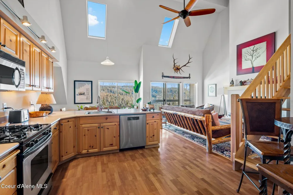 107 Cornice Court #Unit 306 Sandpoint, ID 83864