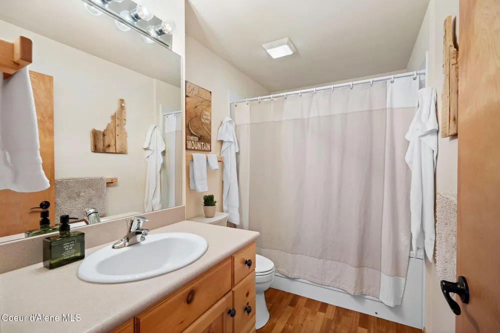 107 Cornice Court #Unit 306 Sandpoint, ID 83864